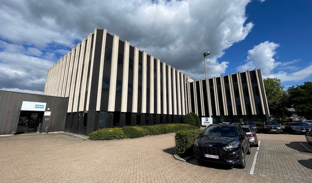 Instapklare kantoren te huur vlakbij E19 in Kontich