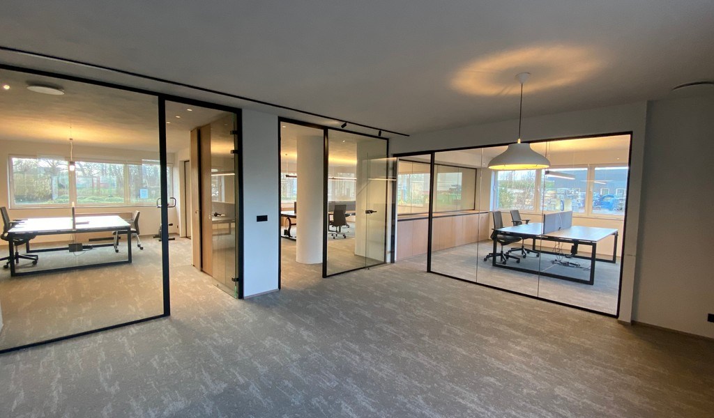 Volledig ingerichte kantoren te huur in Zwijnaarde