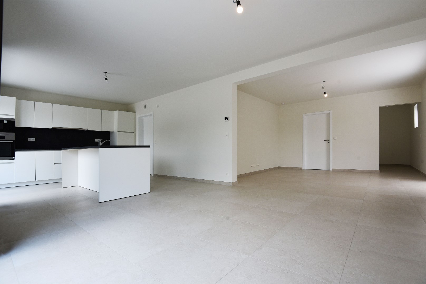 Open nieuwbouw met 3 slaapkamers en tuin te Aalter 