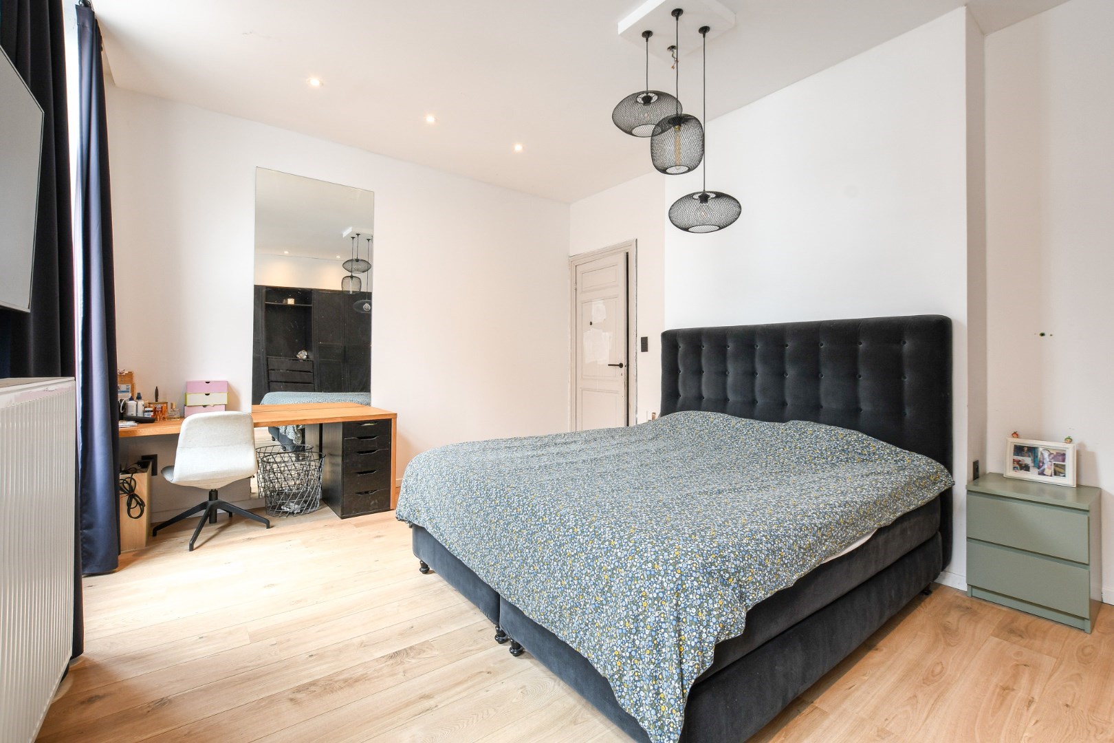 Ruim gerenoveerd herenhuis in hartje Blankenberge - vlakbij strand en zee! 