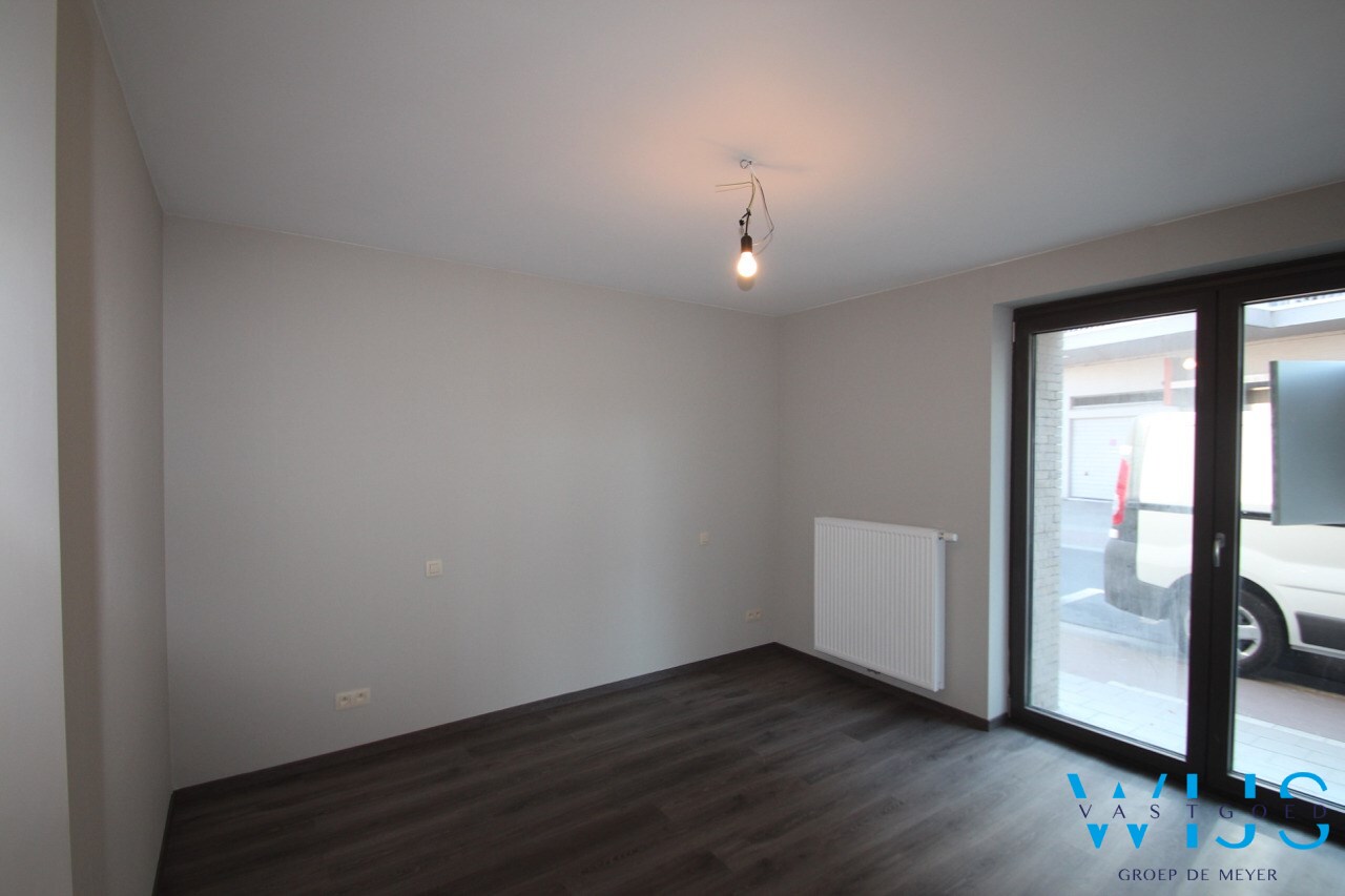 Instapklaar gelijkvloers appartement te Lievegem (Waarschoot) ! 