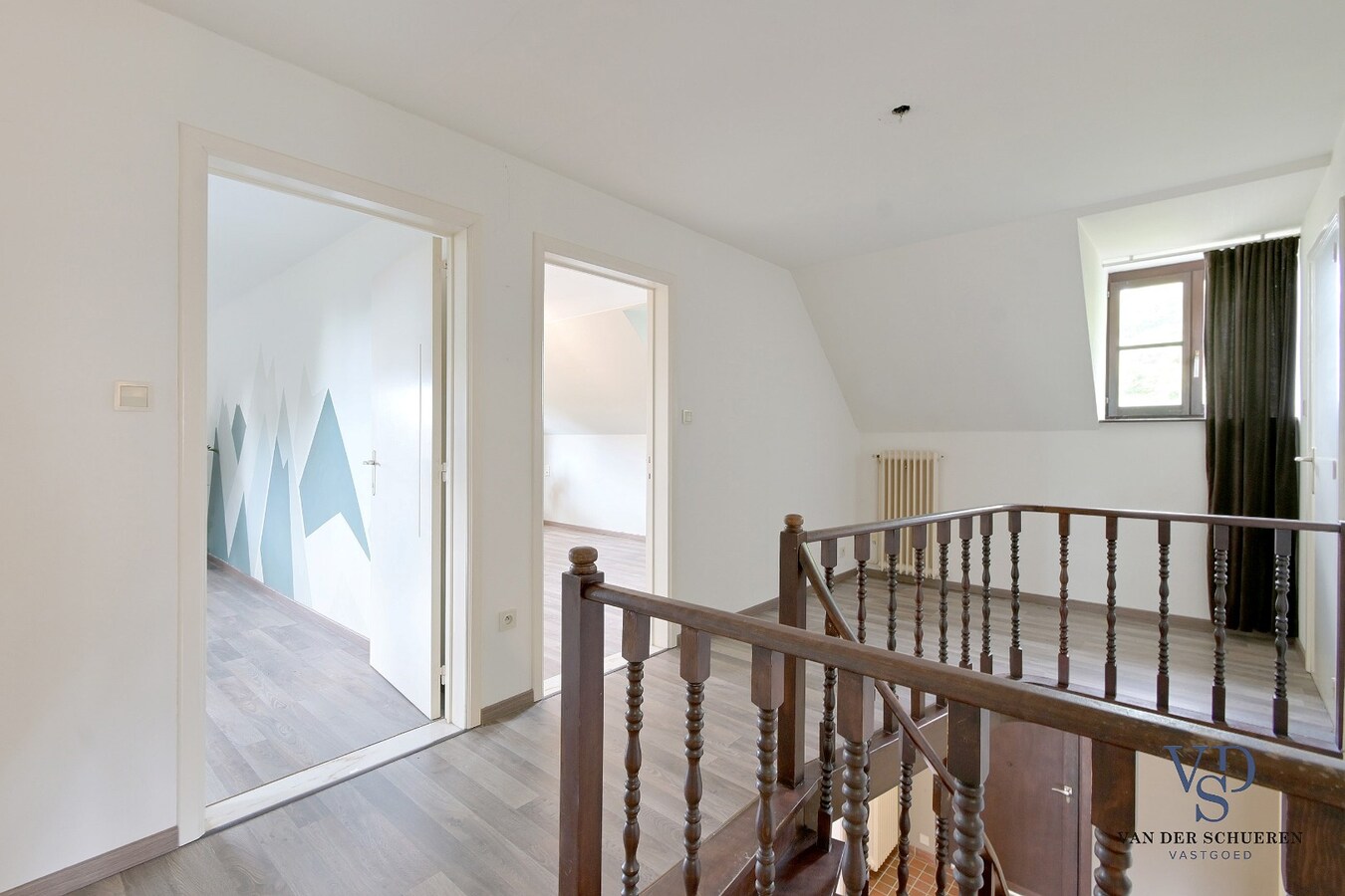 Degelijk, ruime villa. 