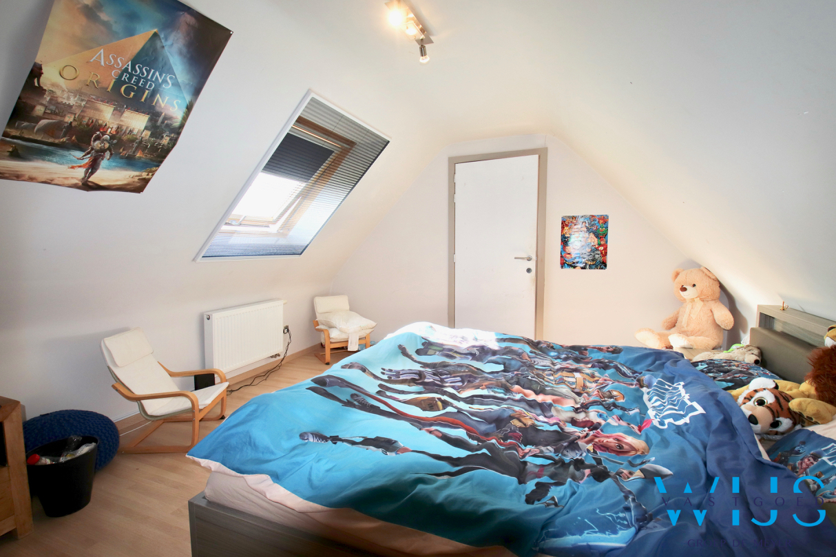 Ruim appartement met 4/5 slp, terras &amp; 2 parkeerplaatsen te ERTVELDE! 