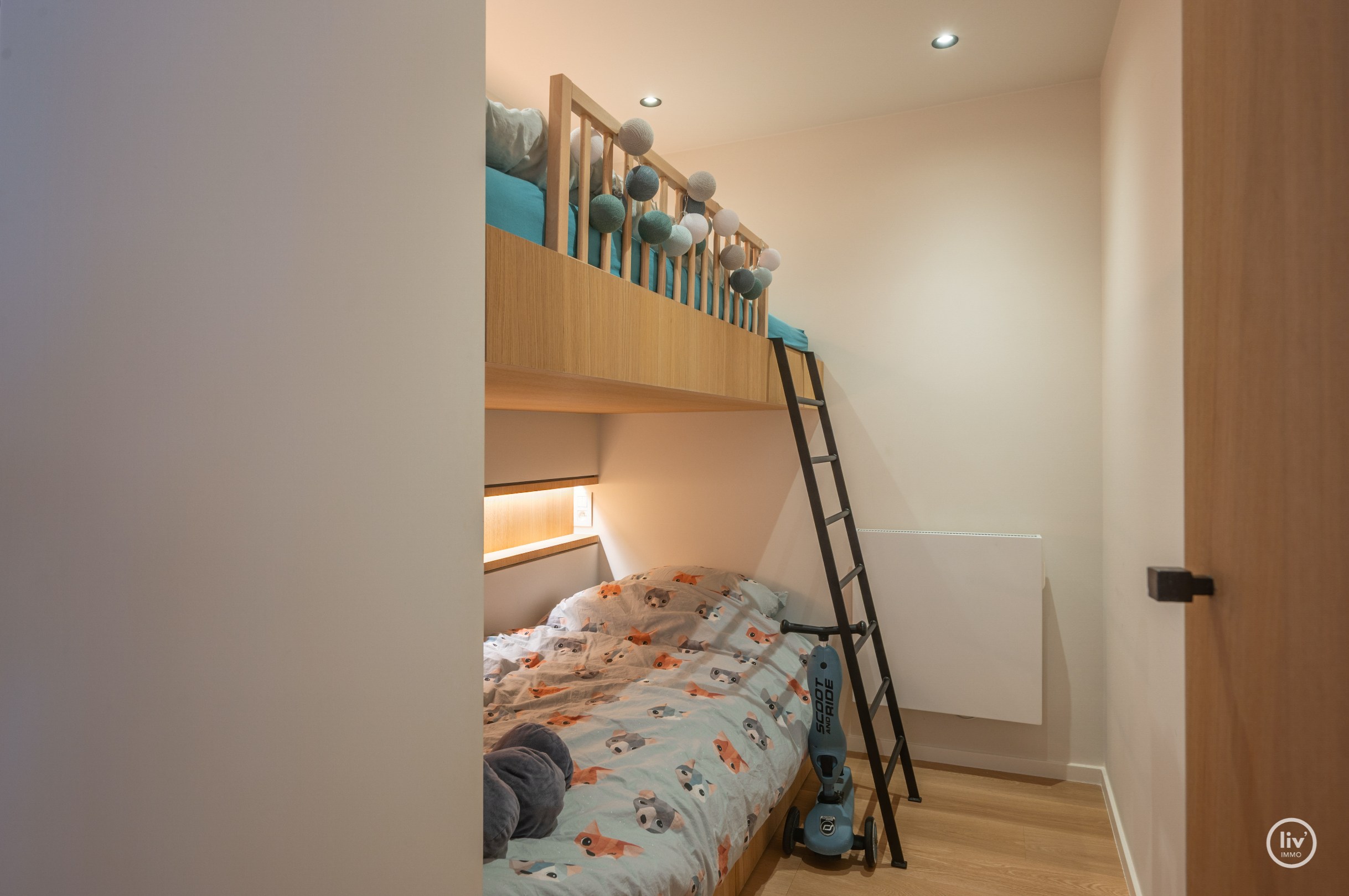 Appartement de 2 pièces luxueusement rénové à quelques pas de la digue de la plage d'Albertstrand et de l'avenue Lippens. 