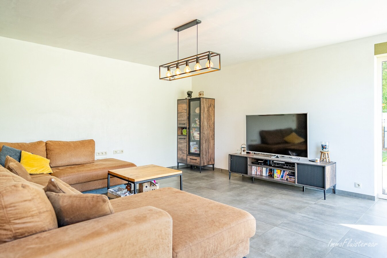 Magnifique domaine avec une villa neuve et un chenil et une pension pour chats agréés à Diksmuide 