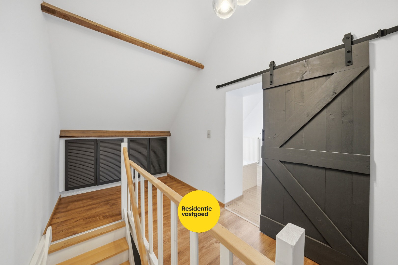 Karaktervolle halfopen bebouwing met multifunctioneel bijgebouw  in Westkerke 