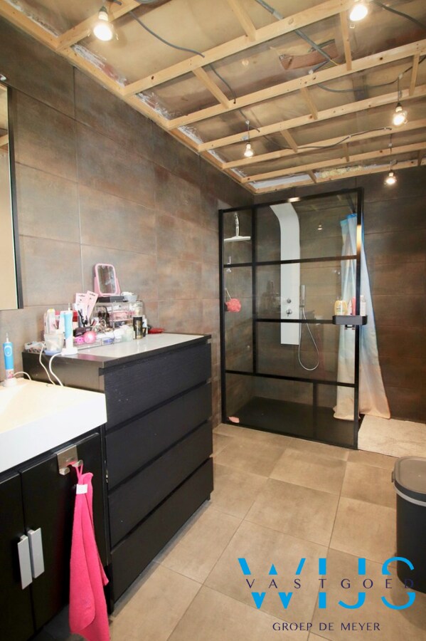 Landelijk gelegen halfopen bebouwing te Assenede 