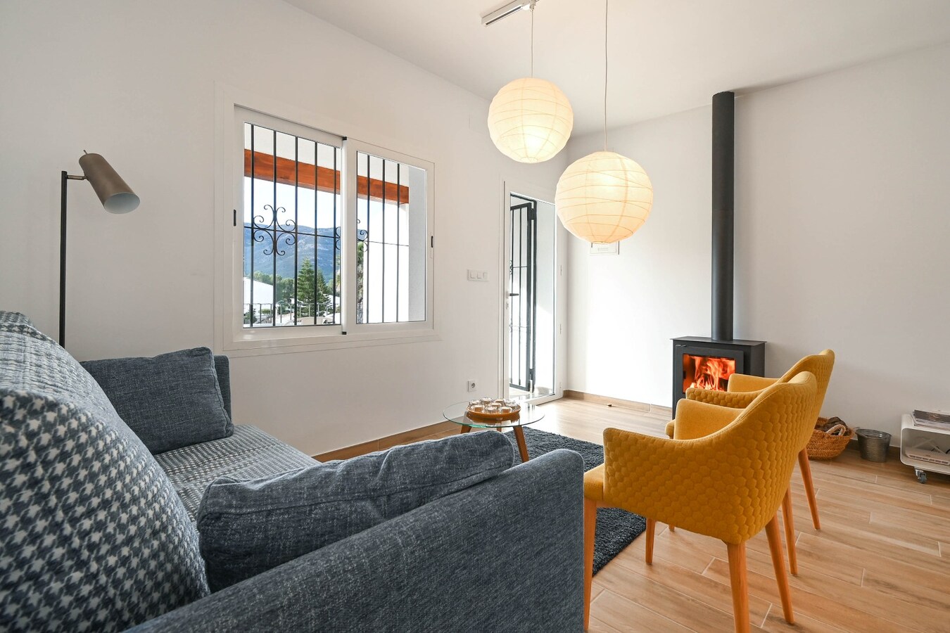 PRACHTIGE BUNGALOW GELEGEN IN HET RUSTIGE MURLA MET PRACHTIG BERGZICHT. 