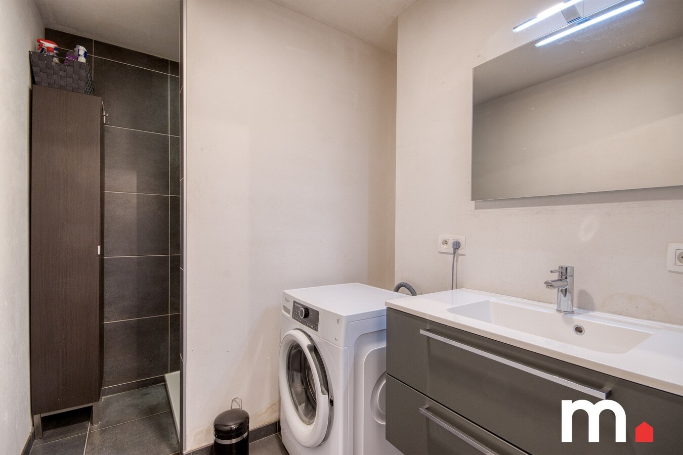 Recente woning (bouwjaar 2013) met grote tuin in doodlopende straat ! 