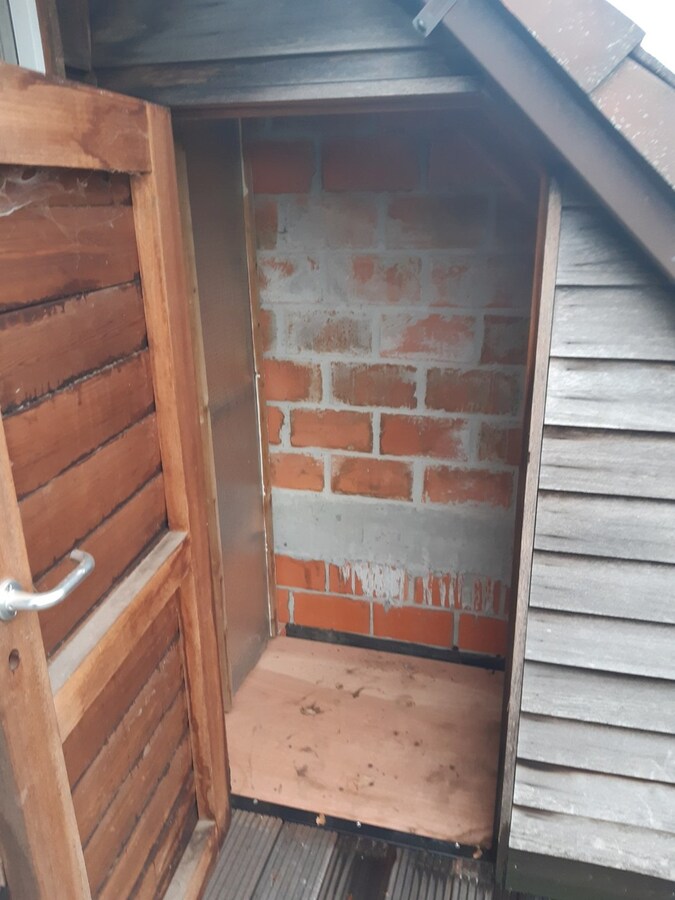 Ruim appartement met 2 terrassen naast Carrefour. 