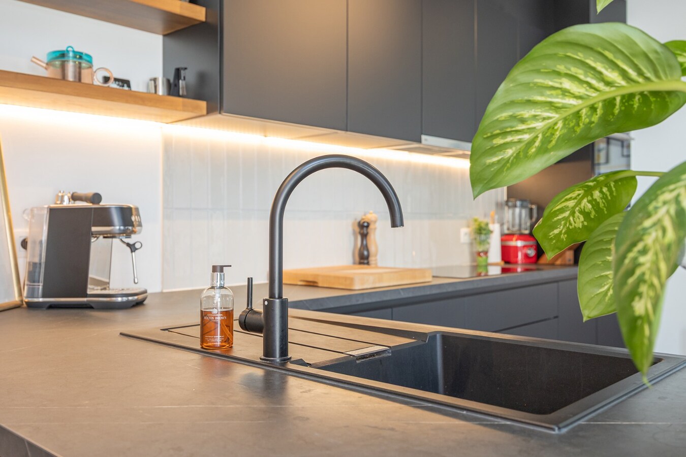 Recent appt. met 2 slpk en terras op het Antwerpse Zuid! 