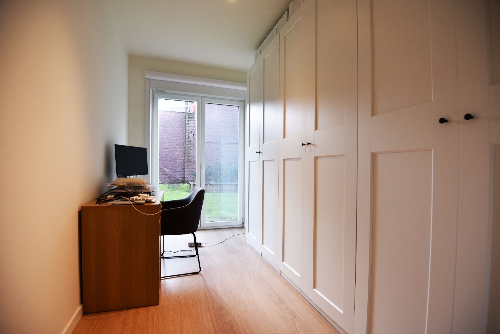 Gelijkvloers appartement met 2 slaapkamers en zonnige tuin te Maldegem centrum. 
