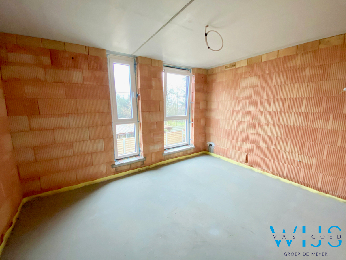 ULTRA ruime nieuwbouwwoning met 5 slaapkamers, 2 badkamers te RIEME/ERTVELDE  ! 