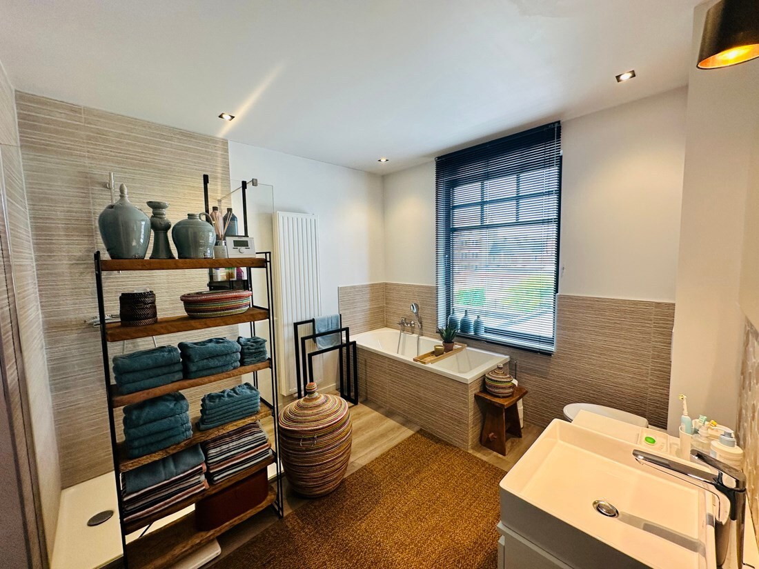 Moderne rijwoning in Hasselt met tuin, terras en 3 slaapkamers 