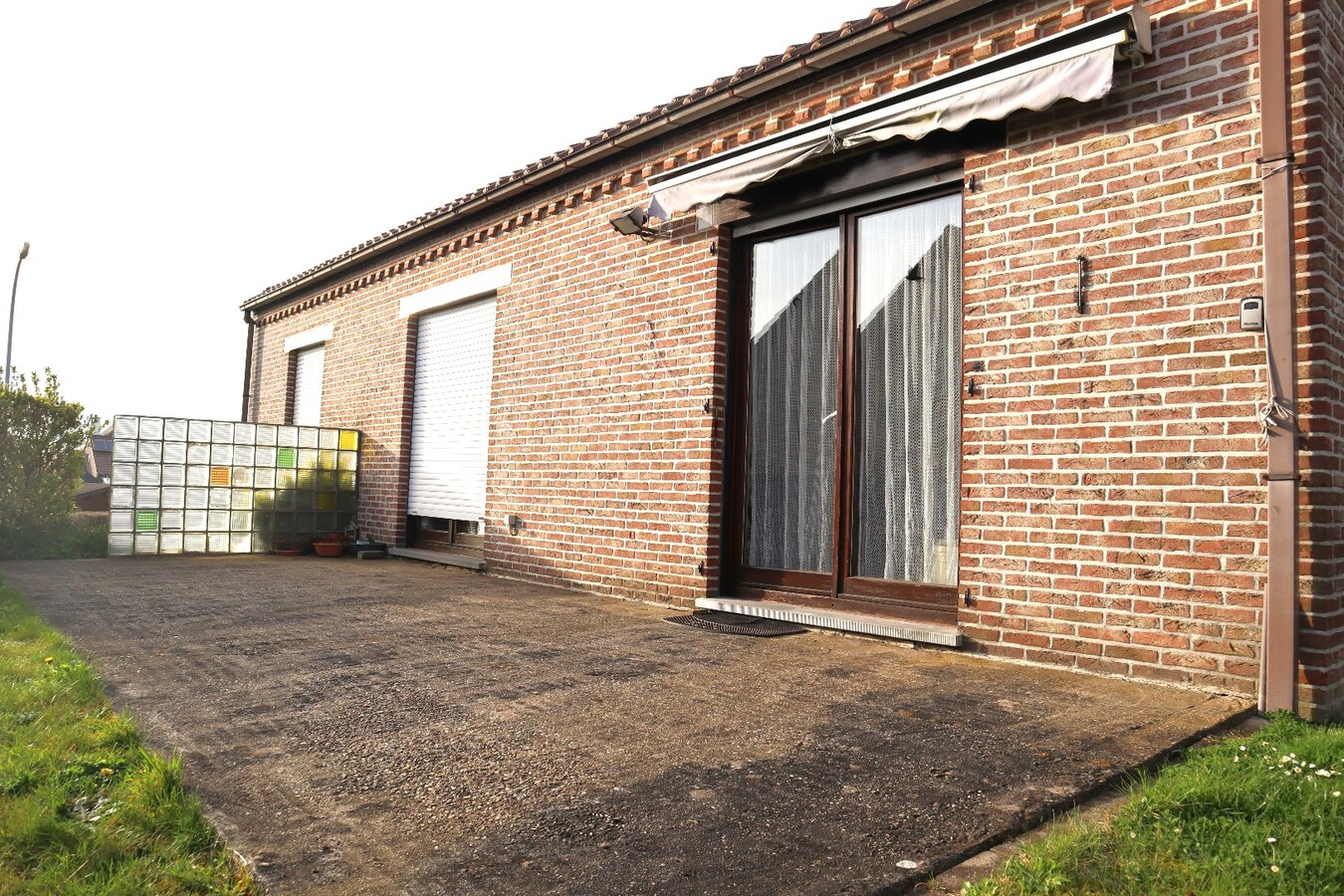 Prachtig open bebouwing in een doodlopend straatje te Tienen. 