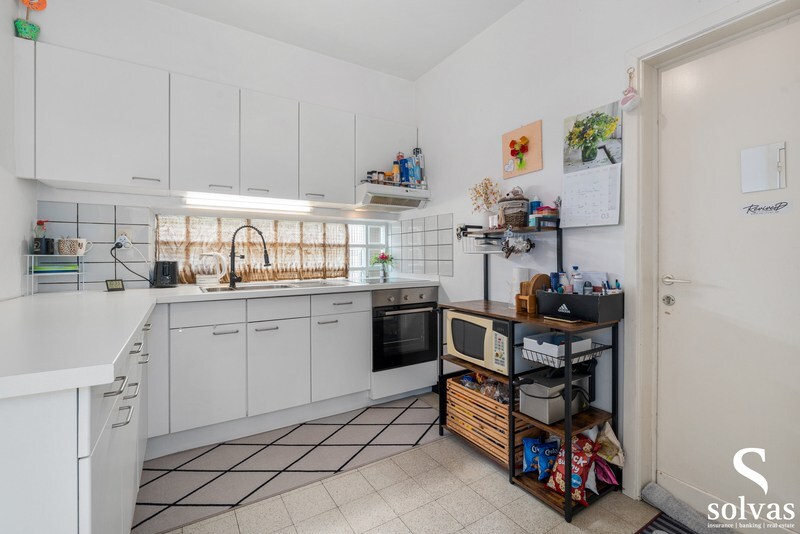 Prachtige open bebouwing met tuin, terras, garage en 4 slaapkamers in Lotenhulle 