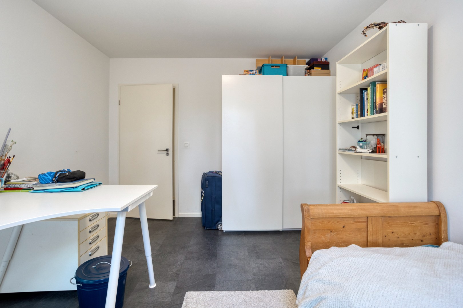 Gunstig gelegen gerenoveerd appartement met 2 ruime slaapkamers en groot terras vlakbij Leuven - EPC 186 kWh/m² - bewoonbare oppervlakte 104 m² 