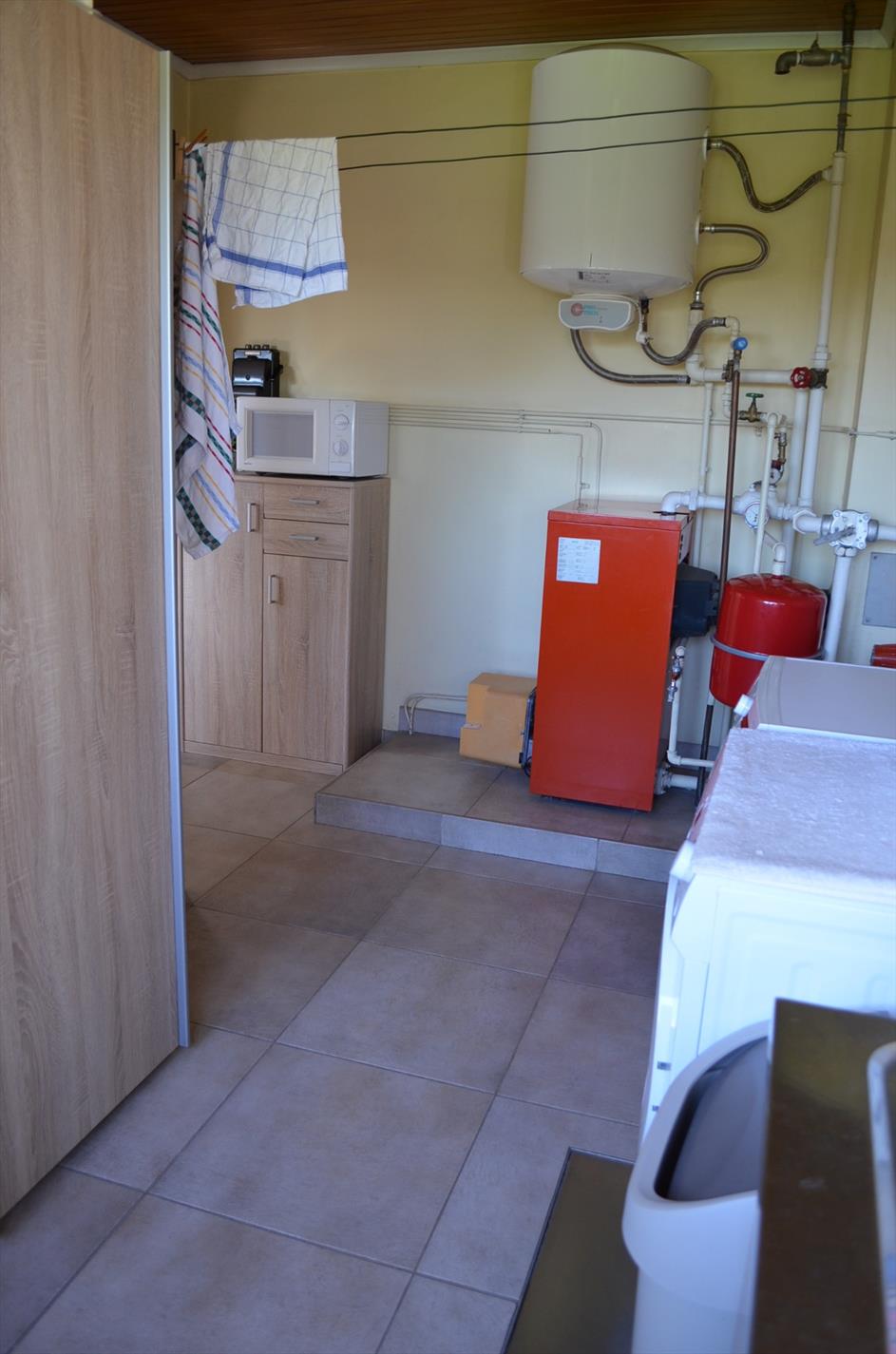 Bungalow op 814m² met  zicht op de weilanden te Adegem 