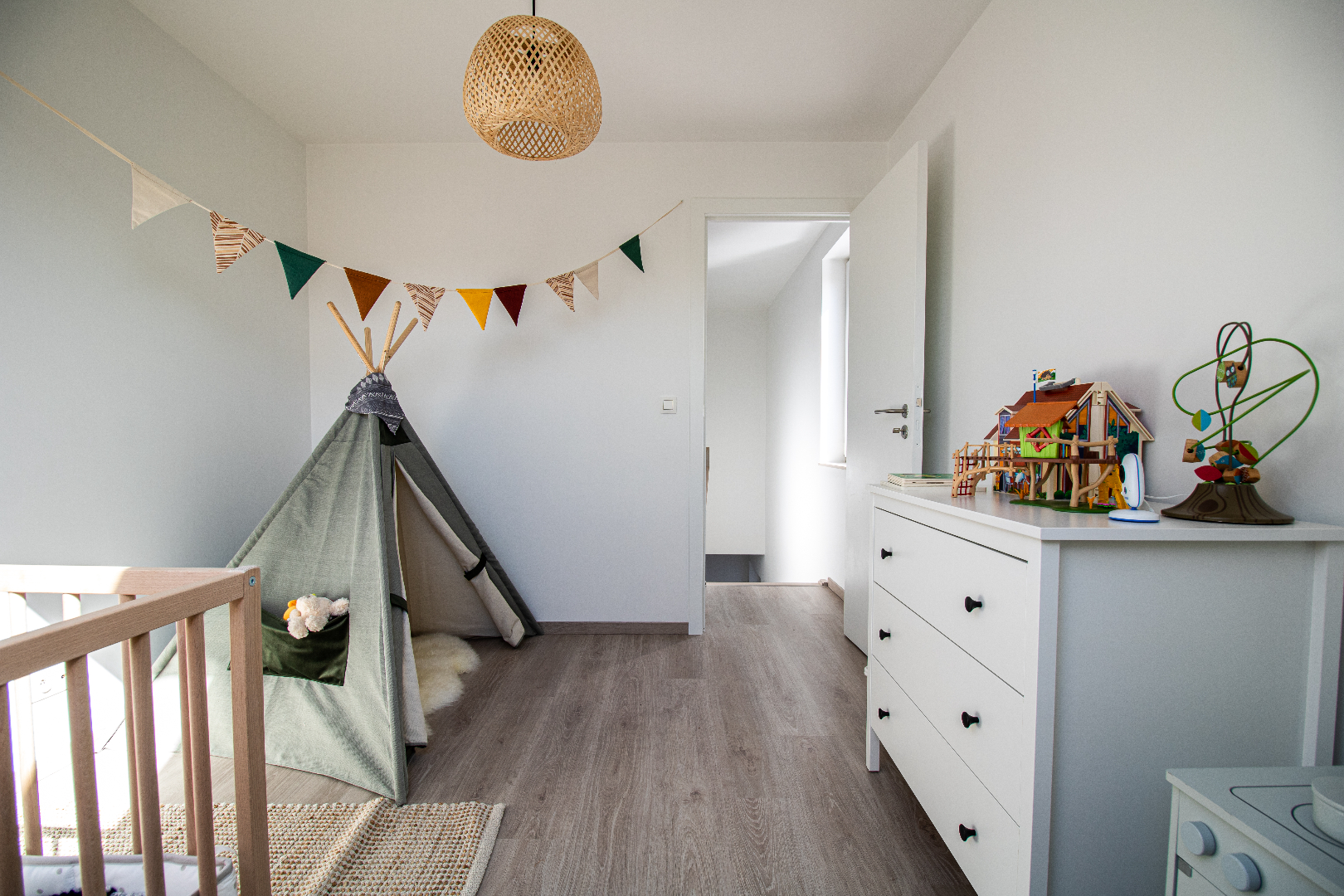 Nieuwbouwwoning met 3 slaapkamers en groene tuin 