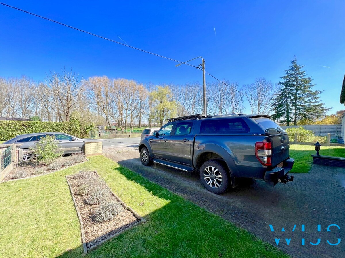 Enorm goed gelegen bungalow op een TOPperceel van 849 m² 