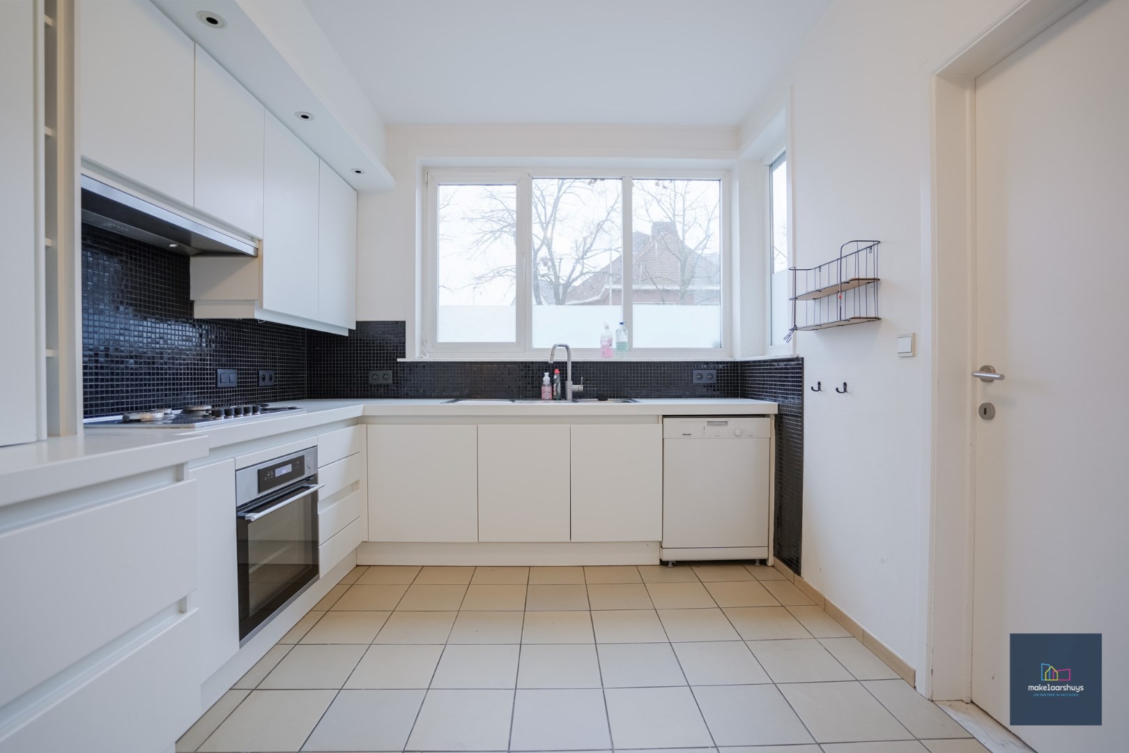 Ruime woning met zicht op het Claeys Bouüaertpark 