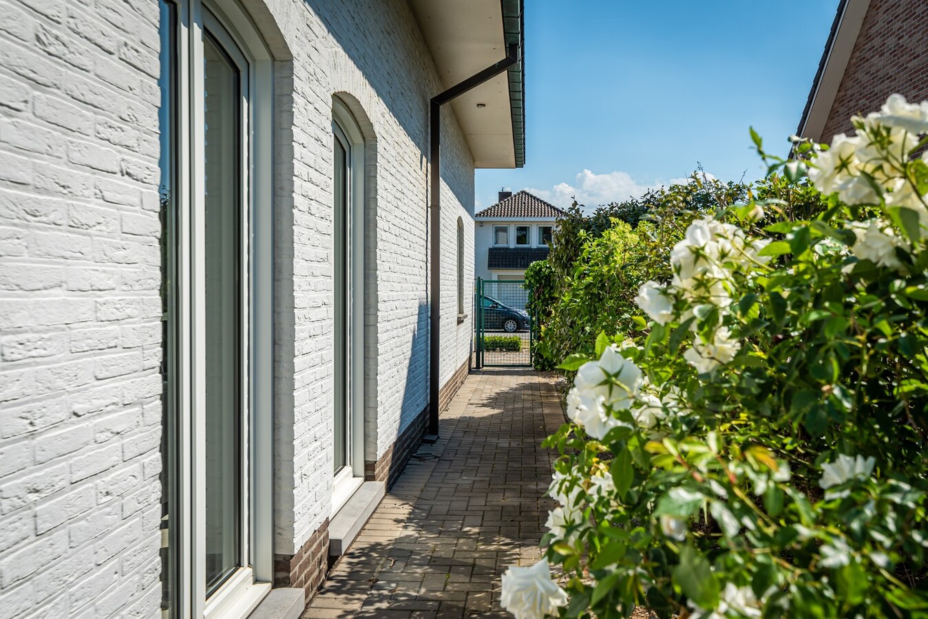 Stijlvol gerenoveerde woning in residentiële wijk op 1254 m² 