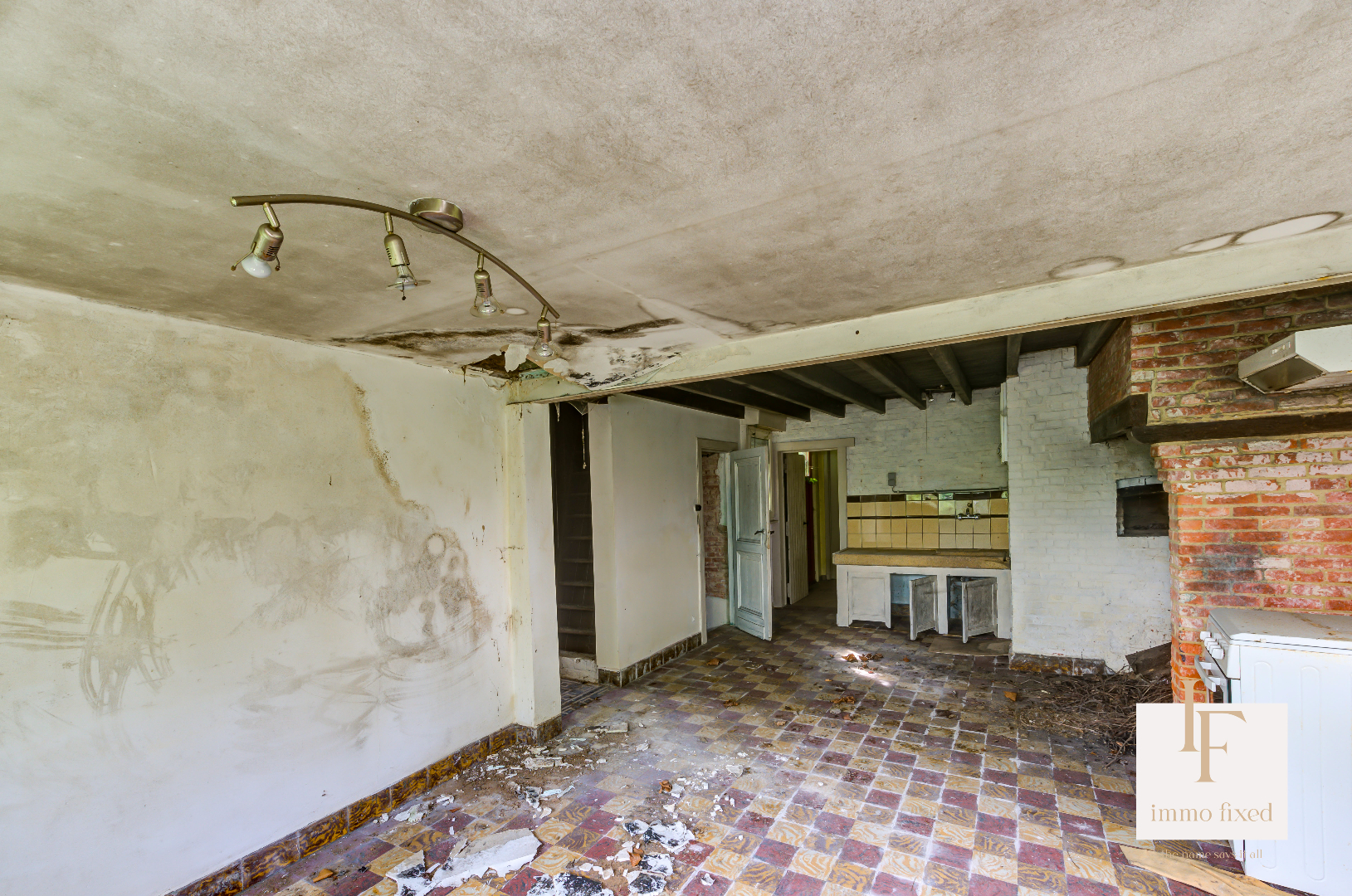 Af te breken woning op een perceel van 2804m2 te Halle-Zoersel. 