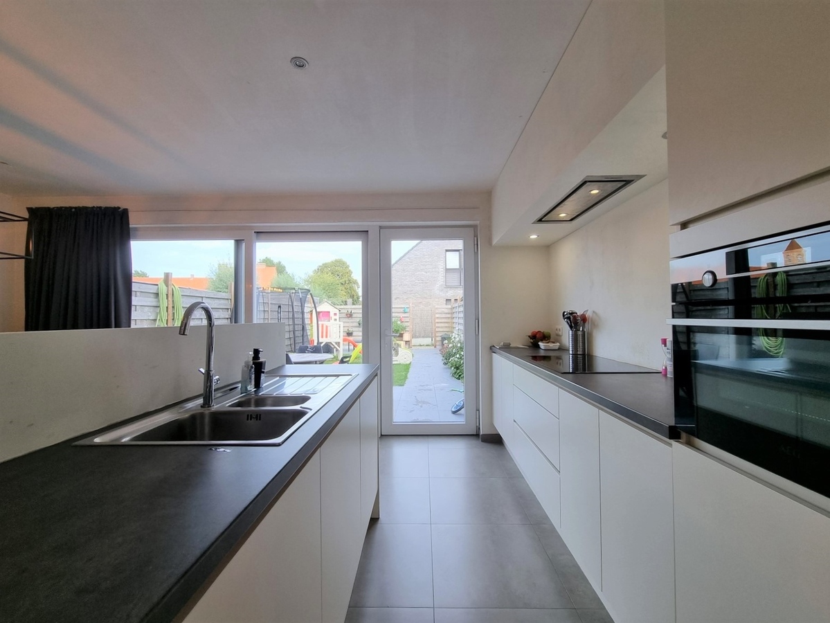 Recente woning in een mooie, rustie verkaveling - Zwankendamme 