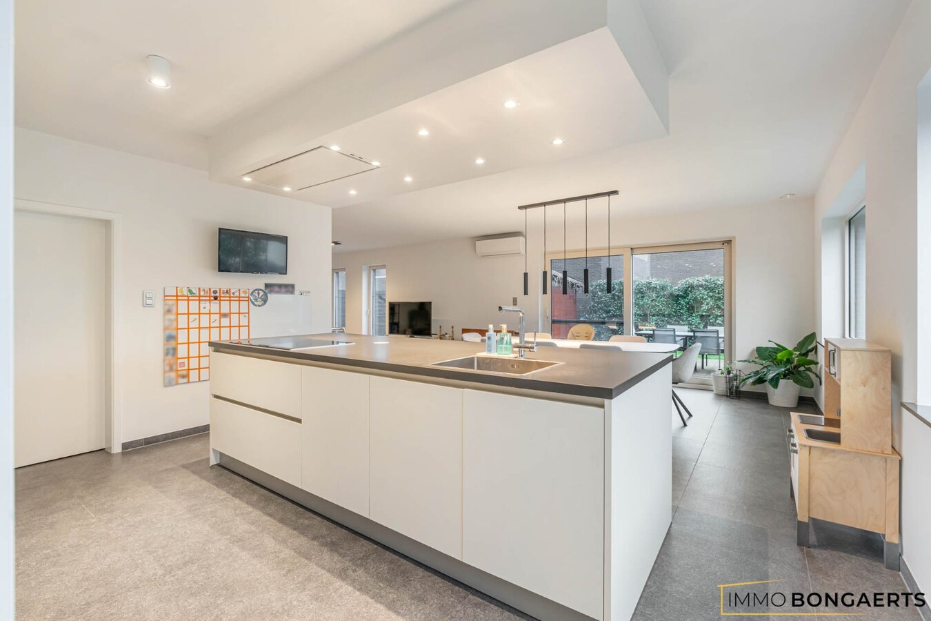 Ruime woning met 3 slaapkamers 