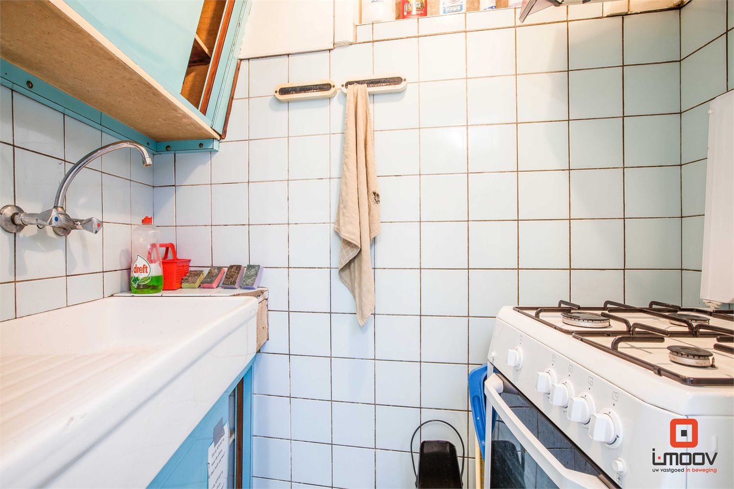 Mooie opbrengsteigendom met vijf lichtrijke studentenkamers 