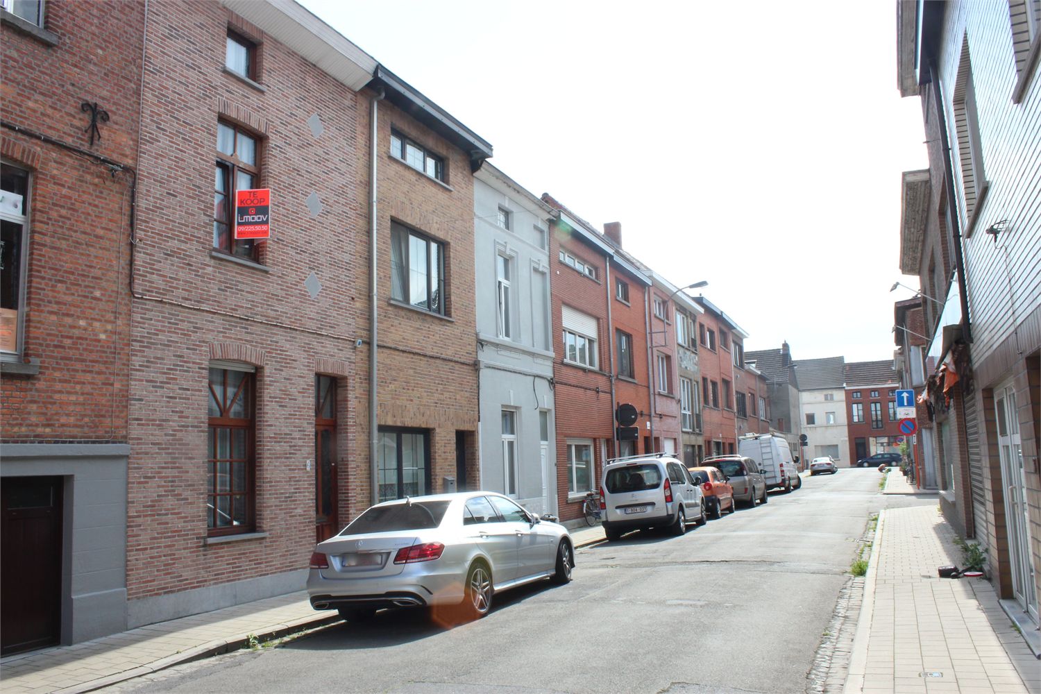 Gerenoveerde starterswoning met vele troeven 