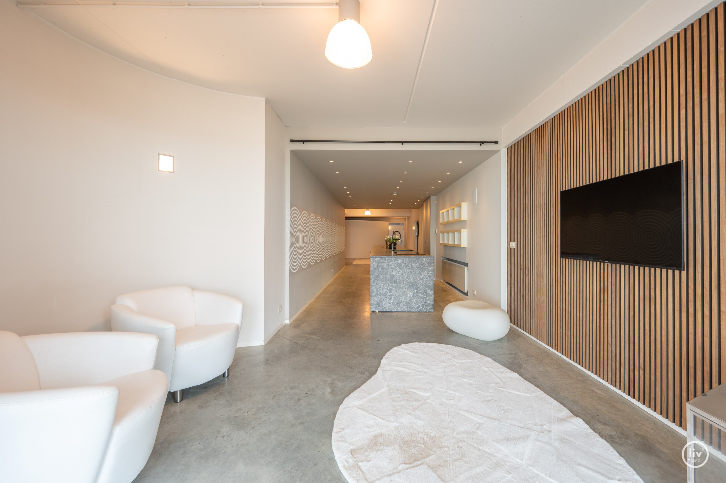 Ruim en mooi afgewerkt appartement gelegen op de zeedijk van Heist 