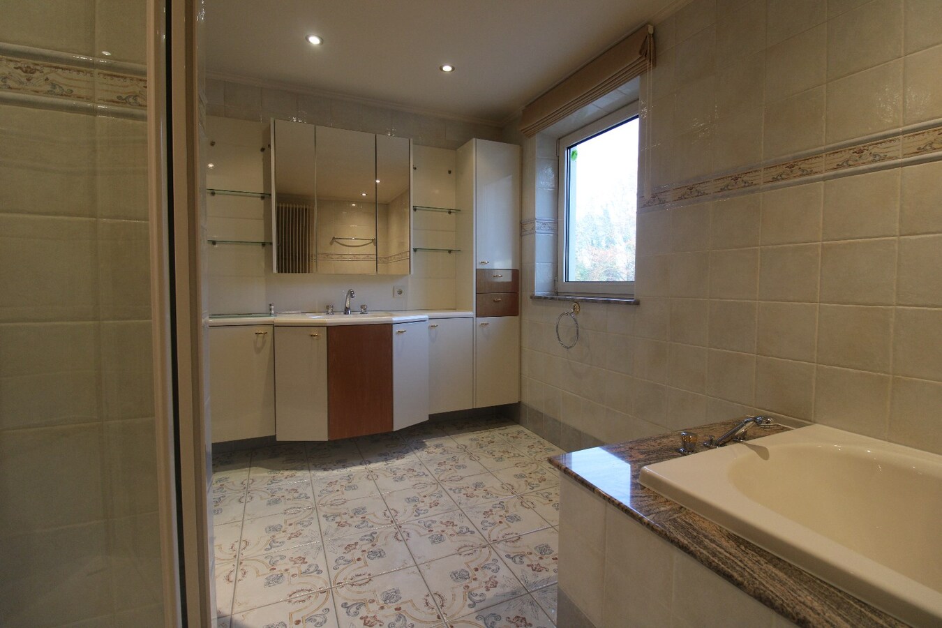 Zeer goed onderhouden woning met 3 slaapkamers 