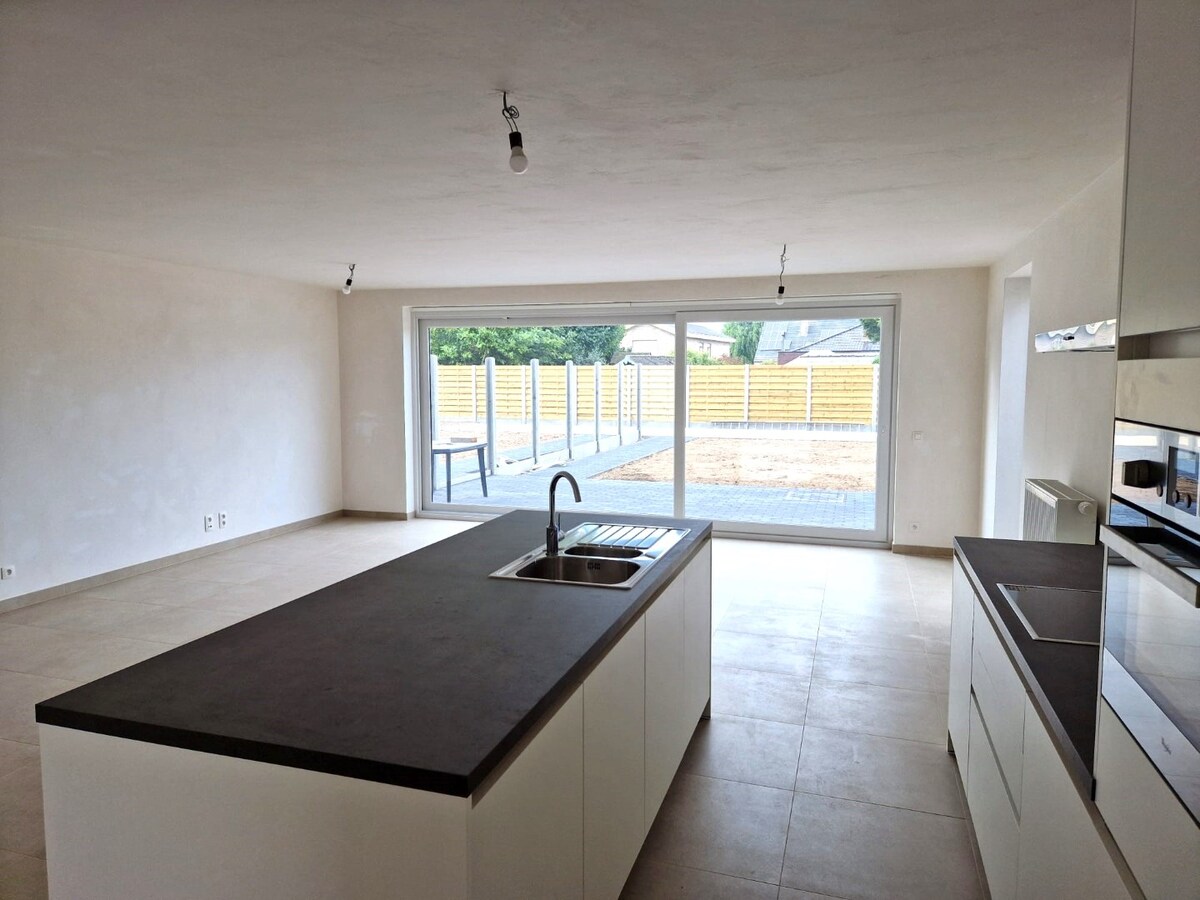 Prachtige nieuwbouw woning met 3 slaapkamers 