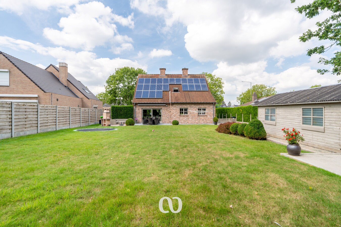 Prachtig onderhouden gezinswoning met 4 slaapkamers 