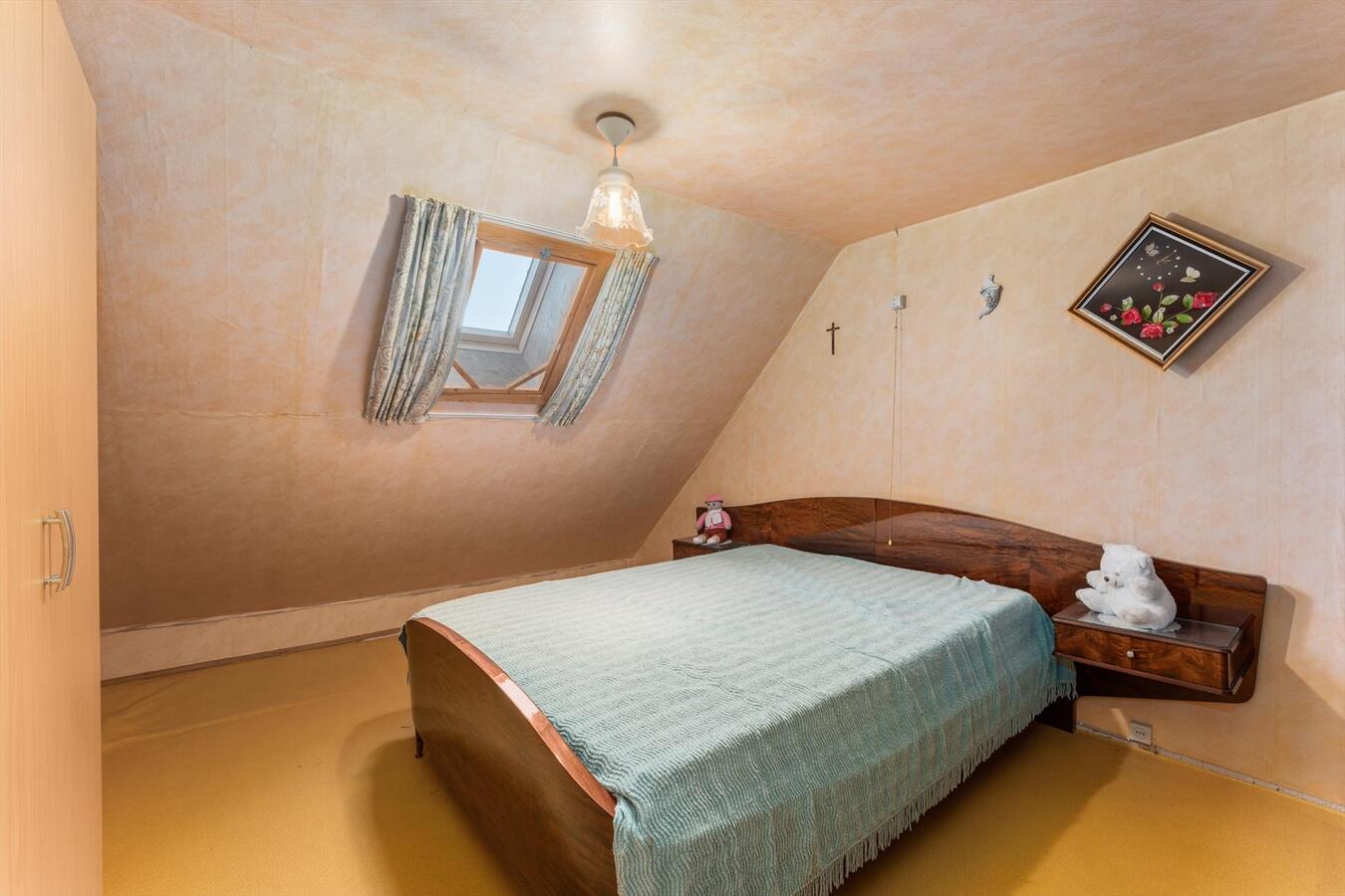 Alleenstaande woning met 3 slaapkamers te Koekelare 