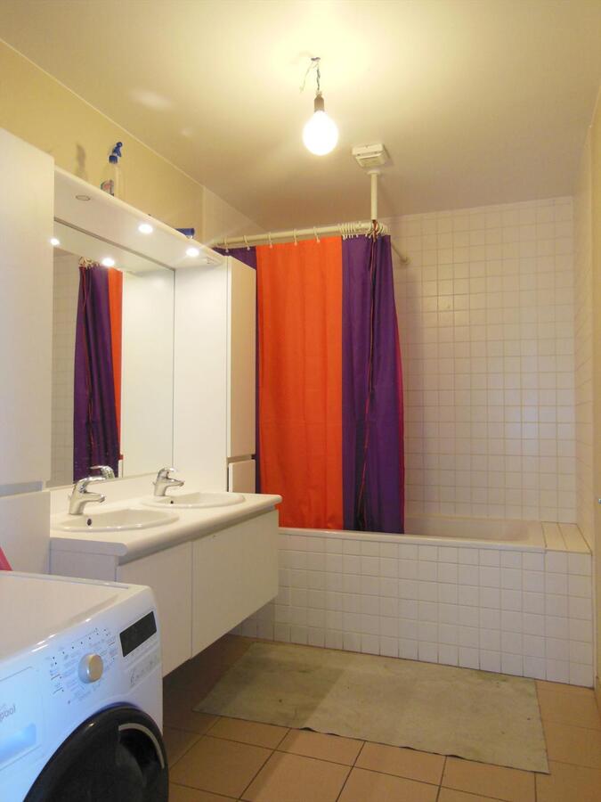 Ruim gelijkvloers appartement met 3 slaapkamers 