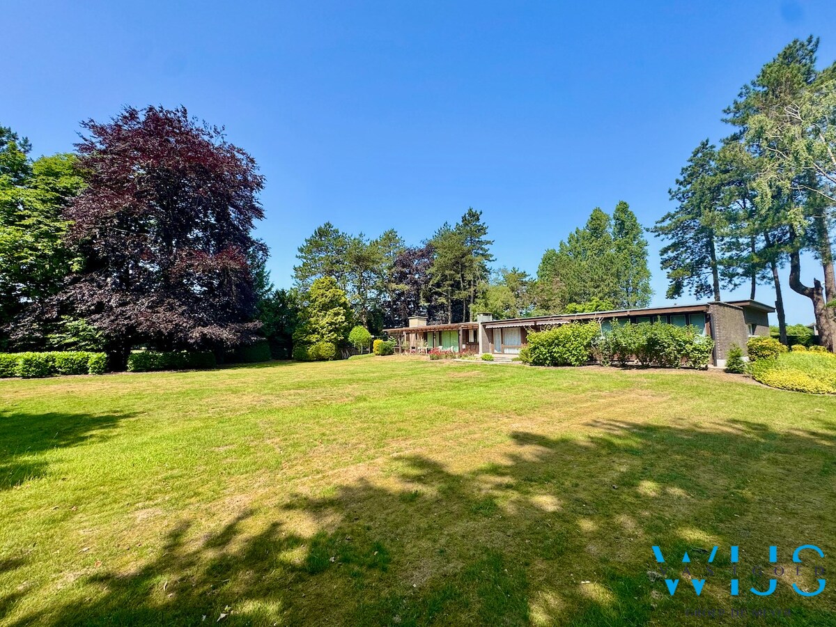 Unieke eigendom op 10.130m² te Assenede/Oosteeklo ! 