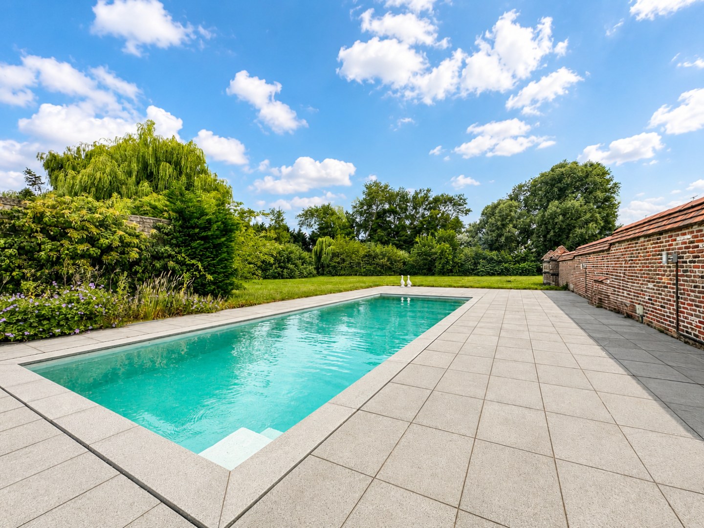 Statige villa met loods op groot perceel, buitenkans! Ruddervoorde (Waardamme) 