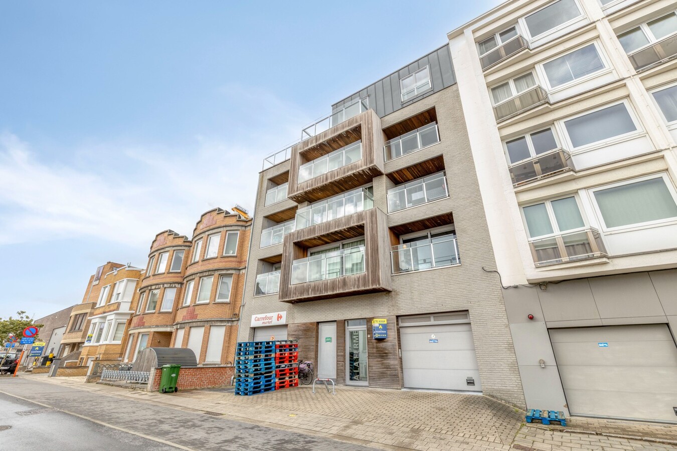 Penthouse ensoleillé avec une très grande terrasse 