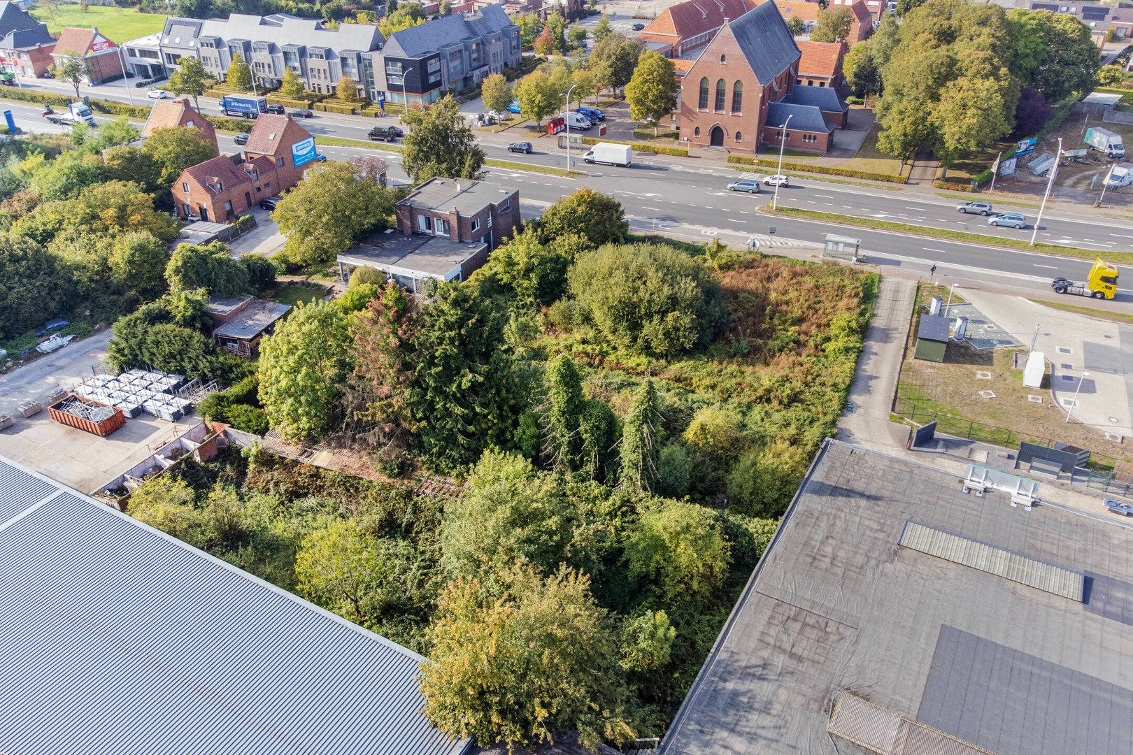 Projectgrond van 20 are 50 ca. met commerciële ligging in Geel 