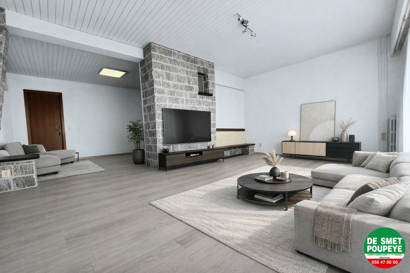 Ruime alleenstaande villa 