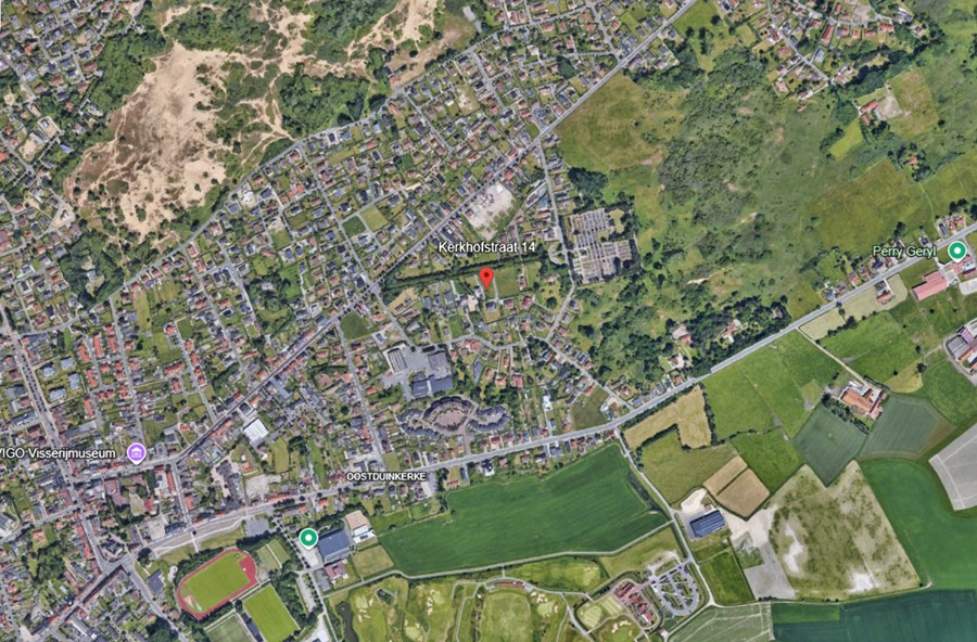 Ruim perceel van 1064 m² in residentiële wijk bestemd voor open bebouwing te Oostduinkerke (Koksijde). 
