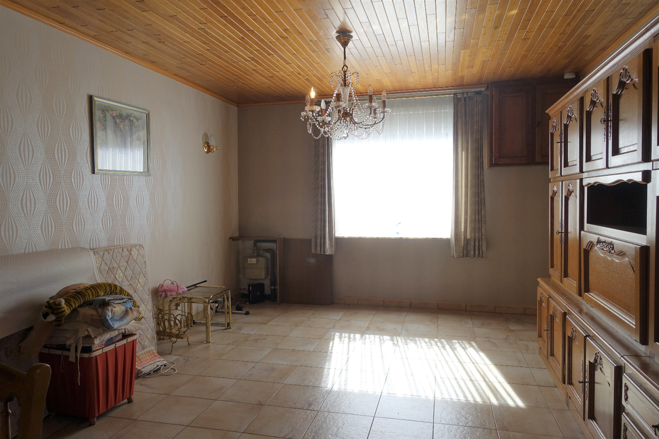 Toffe, op te knappen woning met grote tuin 