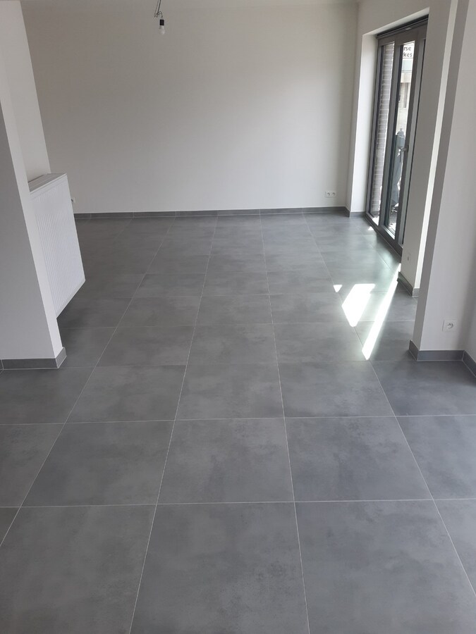 Exceptioneel wonen met zicht op de Gaverse Markt. 