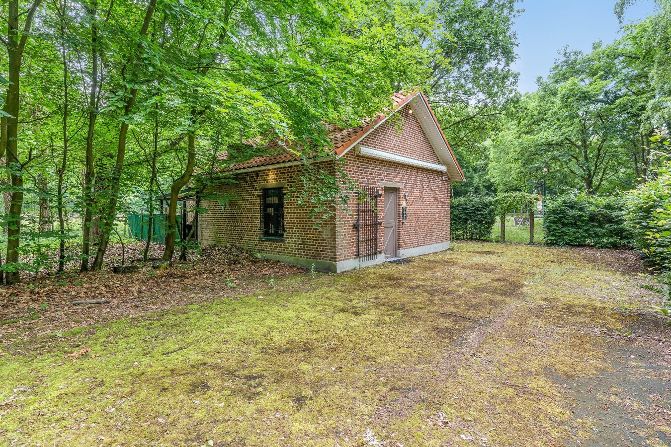Authentiek horecapandje ideaal voor een healthy coffee-, lifestyle- en natuurconcept in het Dilserbos-Sparrendal. 
