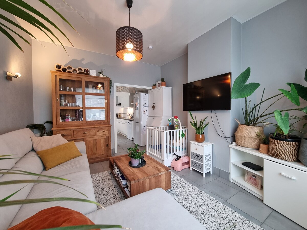 Leuke woning met mooi terras en achteruitgang te Heist 