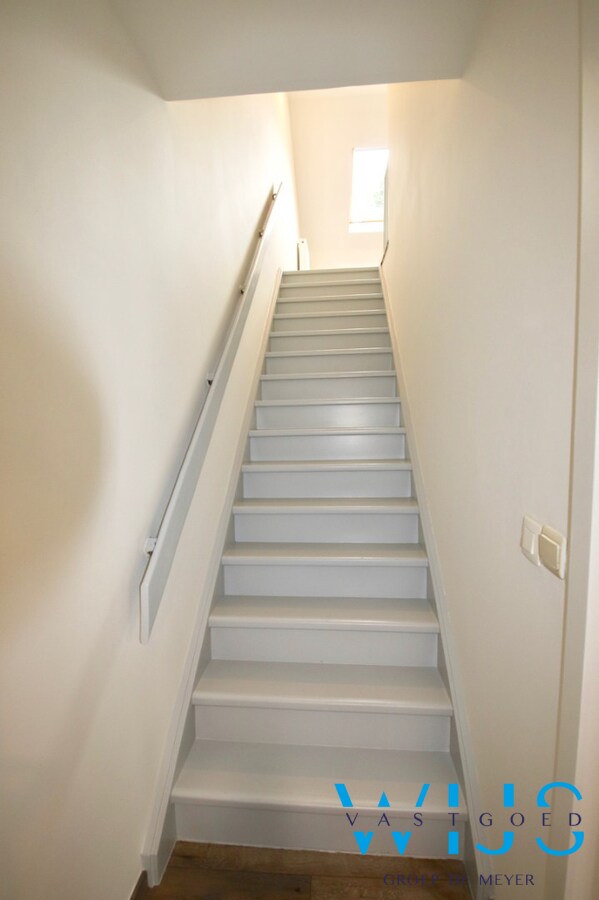 Instapklaar 3 slaapkamerappartement in hartje ASSENEDE! 