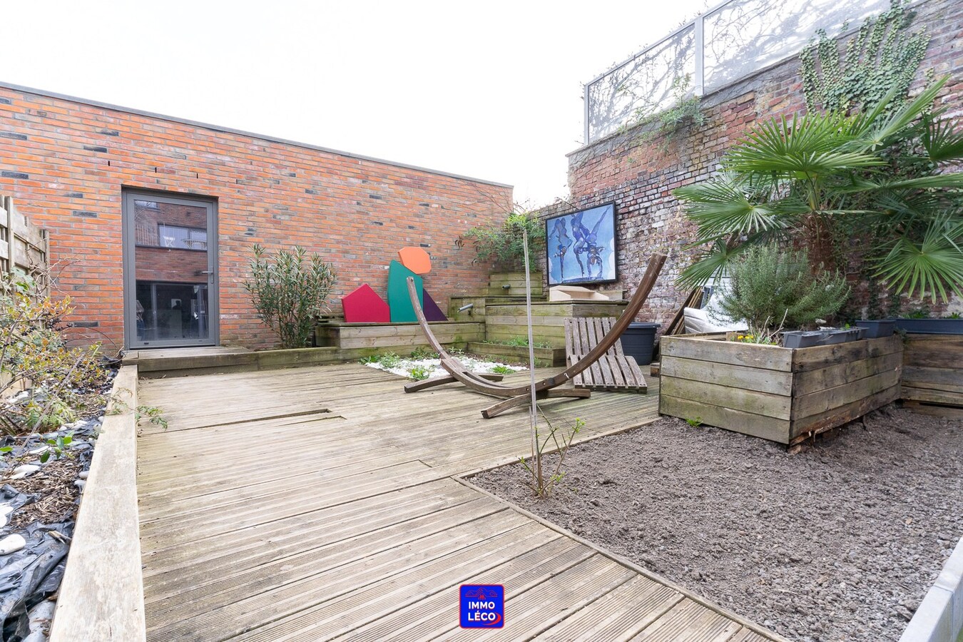 Maison rénovée avec jardin et garage, beaux volumes ! 