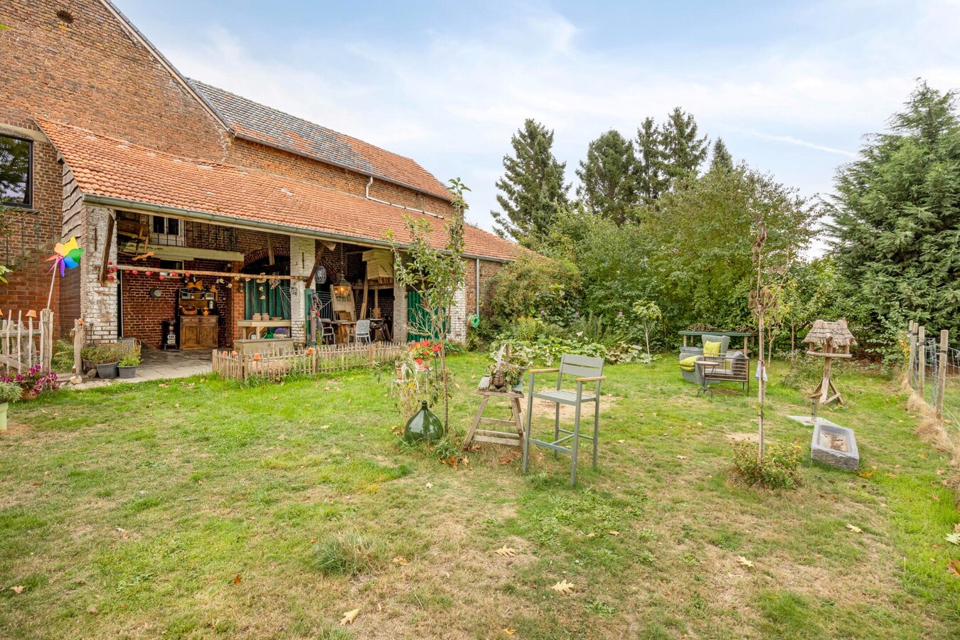 HOEVE in Hoegaarden met 5 slaapkamers (Kangoeroewoning) 